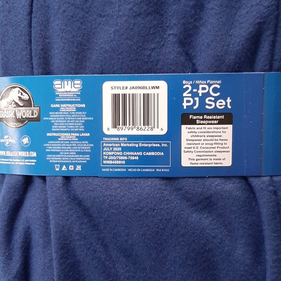 JURASSIC WORLD PAJAMAS BOYS 4/5 - Picture 4 of 5